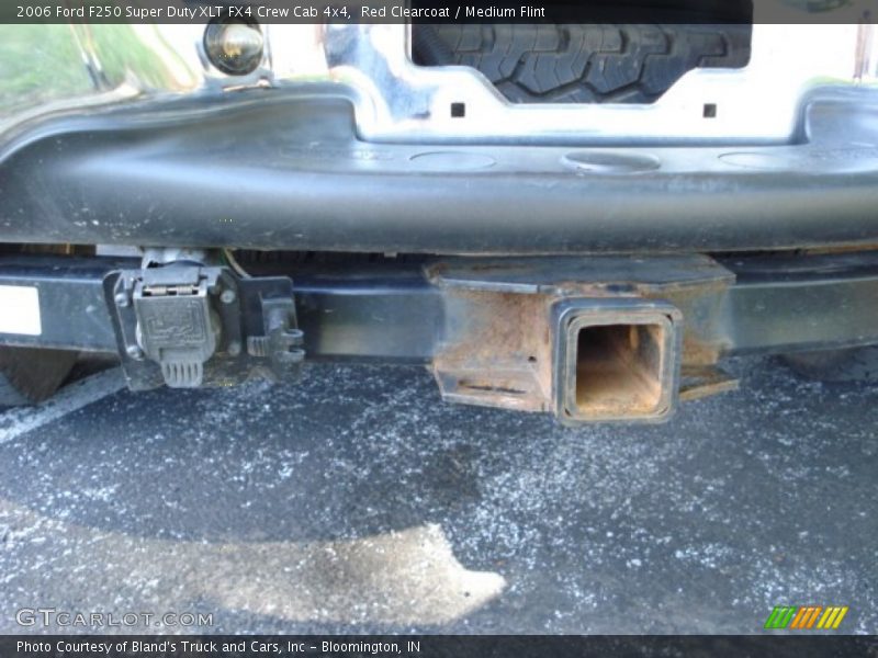 Red Clearcoat / Medium Flint 2006 Ford F250 Super Duty XLT FX4 Crew Cab 4x4