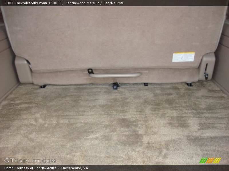 Sandalwood Metallic / Tan/Neutral 2003 Chevrolet Suburban 1500 LT