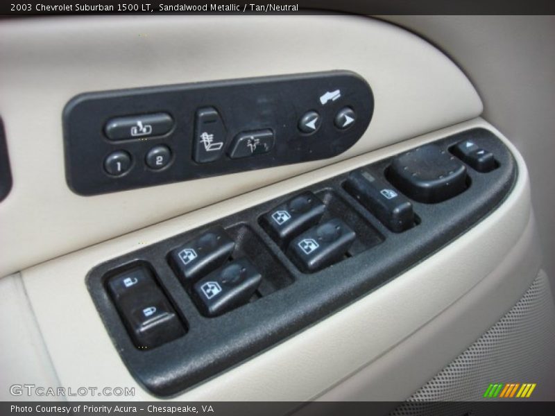 Controls of 2003 Suburban 1500 LT