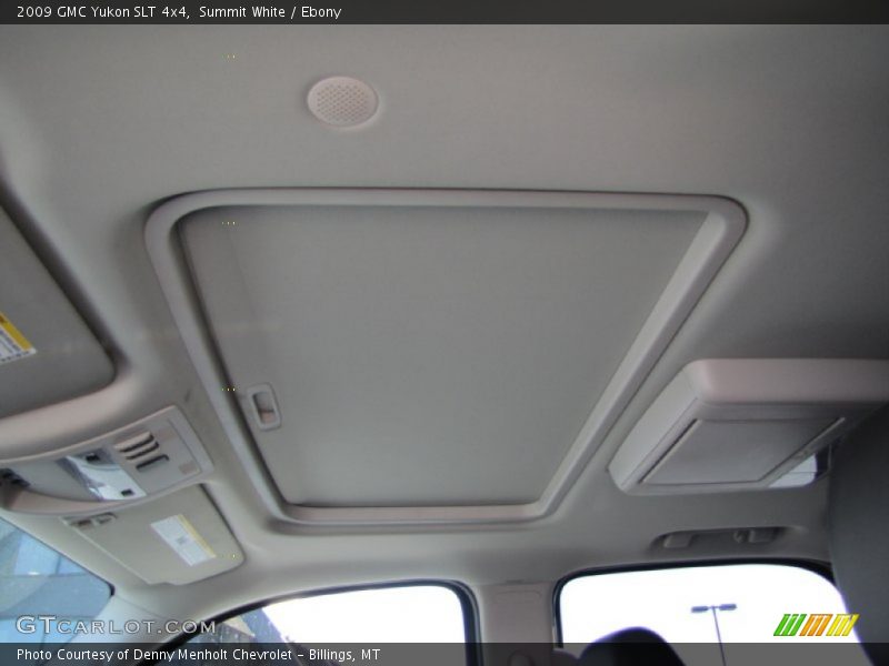 Summit White / Ebony 2009 GMC Yukon SLT 4x4