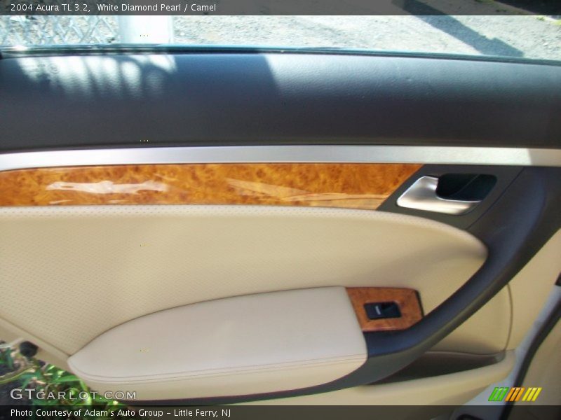 White Diamond Pearl / Camel 2004 Acura TL 3.2