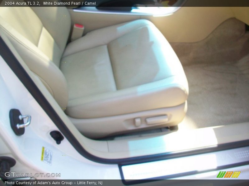 White Diamond Pearl / Camel 2004 Acura TL 3.2