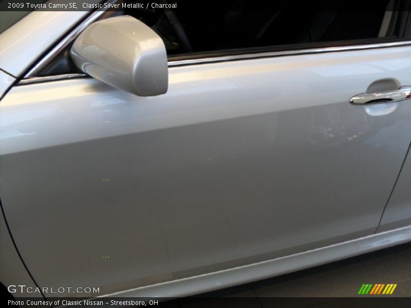 Classic Silver Metallic / Charcoal 2009 Toyota Camry SE