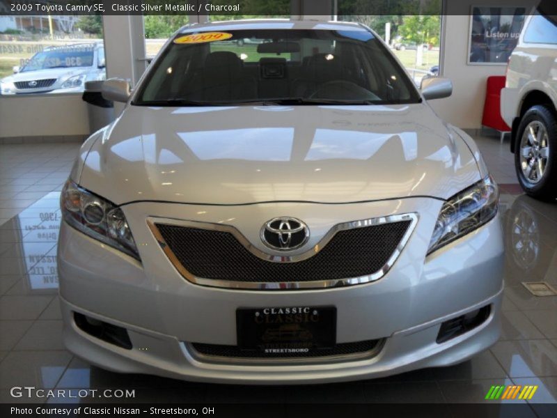 Classic Silver Metallic / Charcoal 2009 Toyota Camry SE