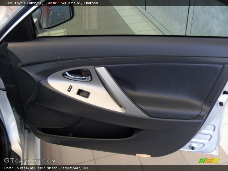Classic Silver Metallic / Charcoal 2009 Toyota Camry SE