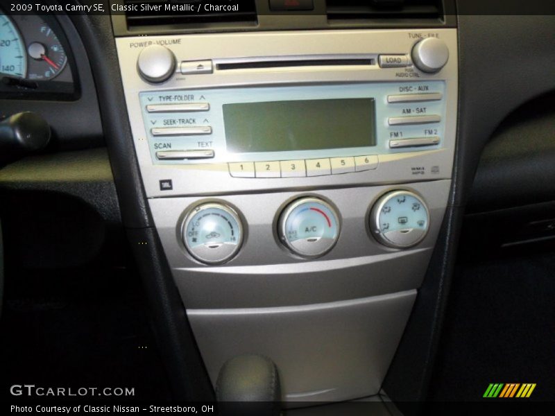 Classic Silver Metallic / Charcoal 2009 Toyota Camry SE