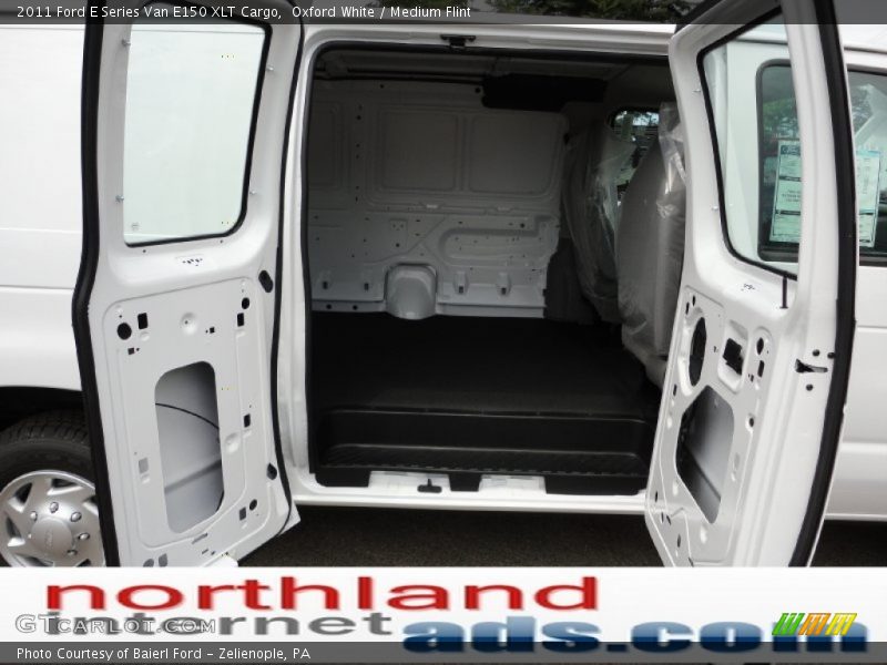 Oxford White / Medium Flint 2011 Ford E Series Van E150 XLT Cargo
