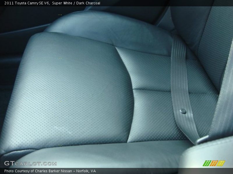 Super White / Dark Charcoal 2011 Toyota Camry SE V6