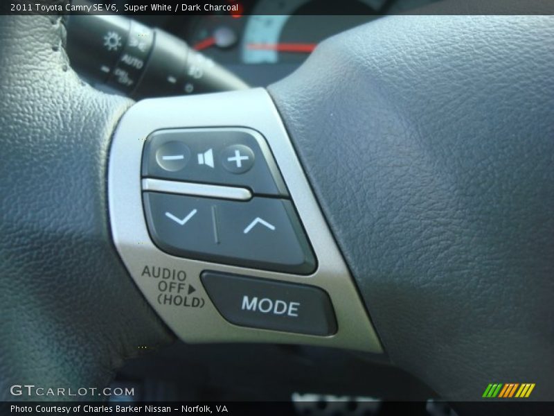 Super White / Dark Charcoal 2011 Toyota Camry SE V6