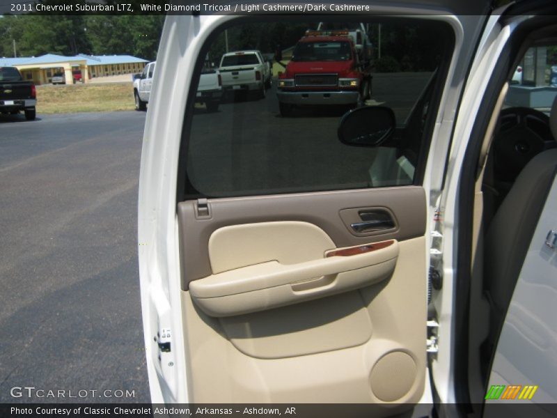 White Diamond Tricoat / Light Cashmere/Dark Cashmere 2011 Chevrolet Suburban LTZ