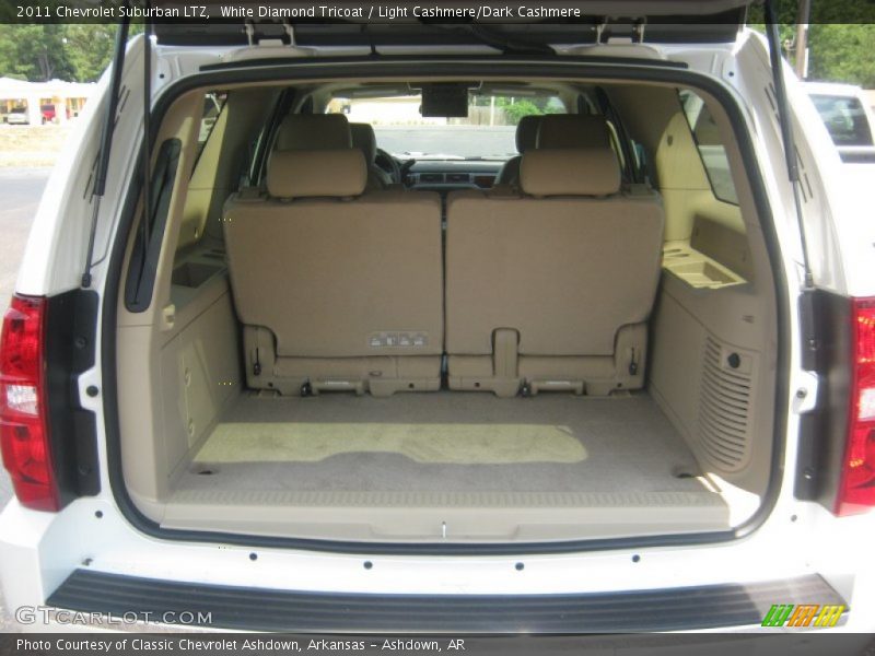  2011 Suburban LTZ Trunk