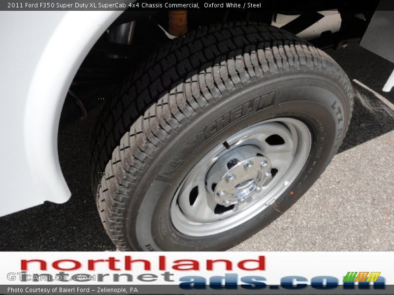 Oxford White / Steel 2011 Ford F350 Super Duty XL SuperCab 4x4 Chassis Commercial