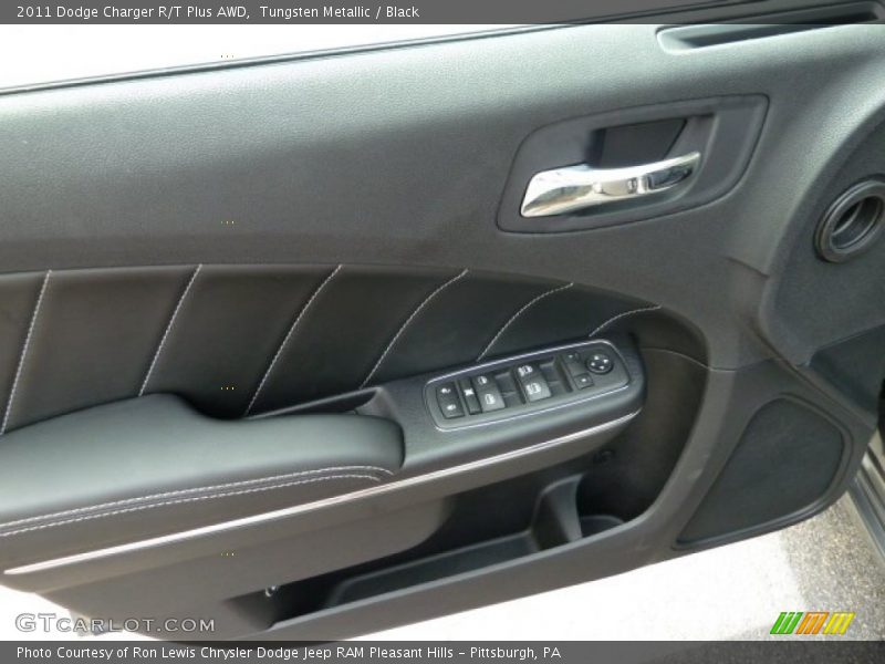 Door Panel of 2011 Charger R/T Plus AWD