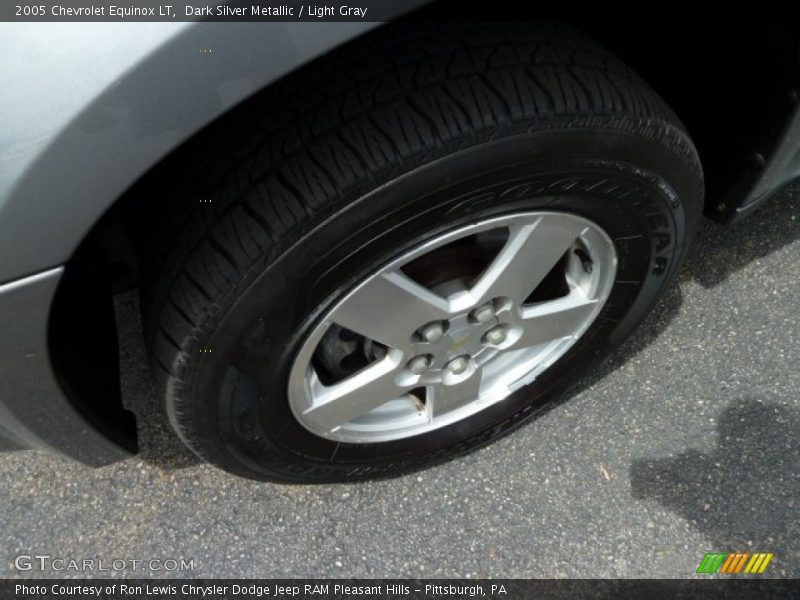 Dark Silver Metallic / Light Gray 2005 Chevrolet Equinox LT