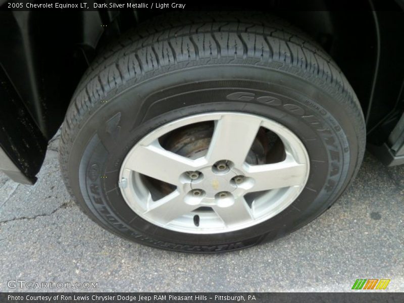 Dark Silver Metallic / Light Gray 2005 Chevrolet Equinox LT