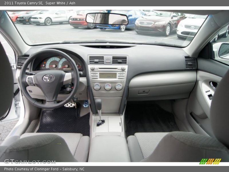 Super White / Ash 2011 Toyota Camry SE