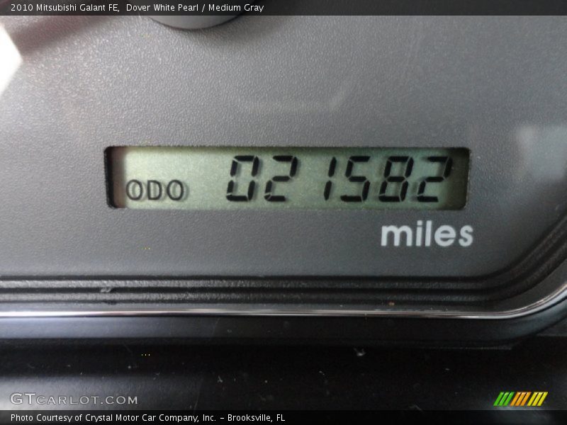 Dover White Pearl / Medium Gray 2010 Mitsubishi Galant FE