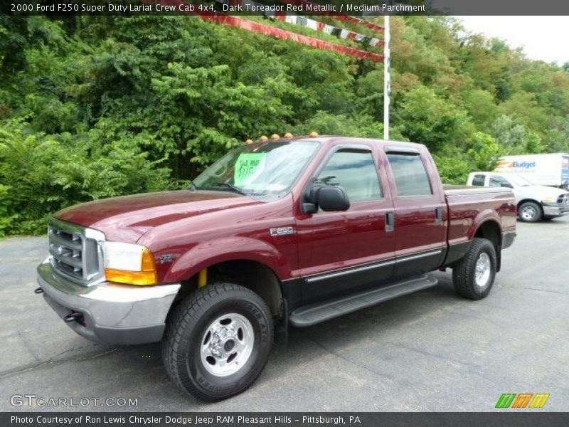 Dark Toreador Red Metallic / Medium Parchment 2000 Ford F250 Super Duty Lariat Crew Cab 4x4