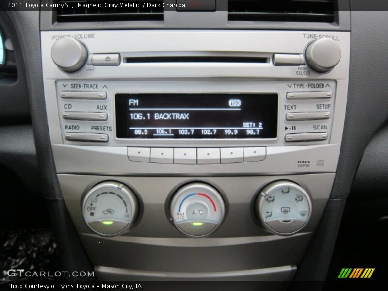 Magnetic Gray Metallic / Dark Charcoal 2011 Toyota Camry SE