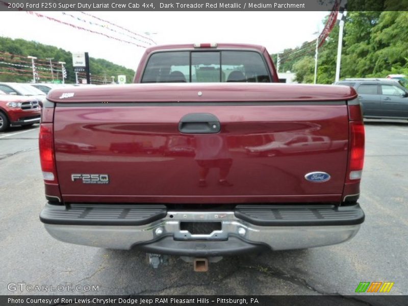 Dark Toreador Red Metallic / Medium Parchment 2000 Ford F250 Super Duty Lariat Crew Cab 4x4