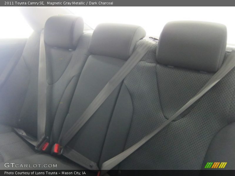 Magnetic Gray Metallic / Dark Charcoal 2011 Toyota Camry SE