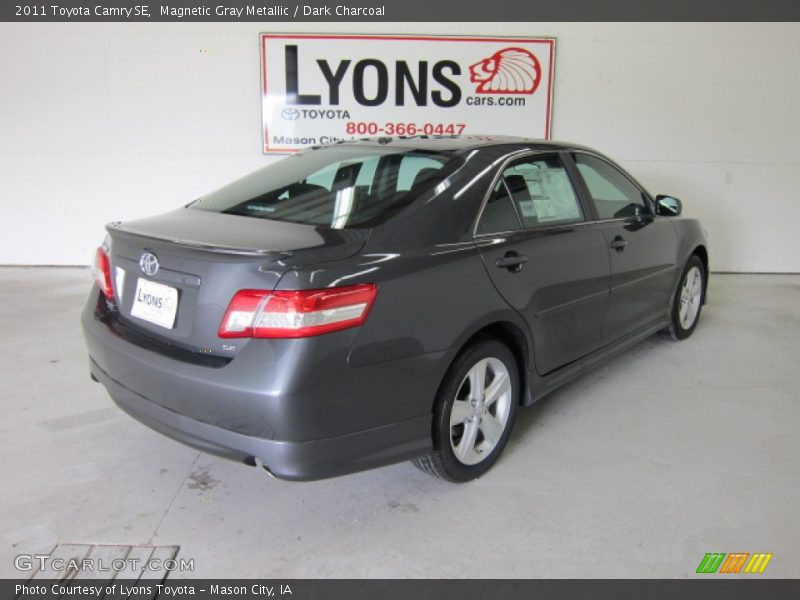 Magnetic Gray Metallic / Dark Charcoal 2011 Toyota Camry SE