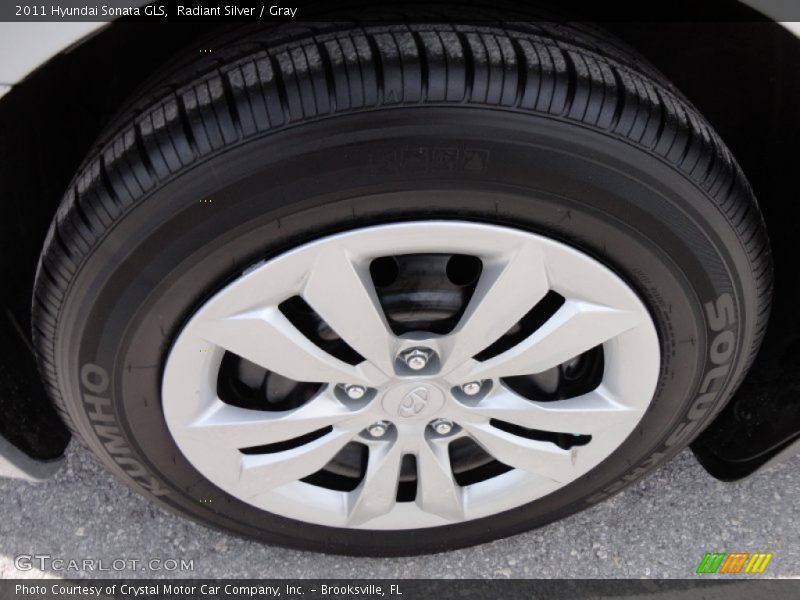 Radiant Silver / Gray 2011 Hyundai Sonata GLS