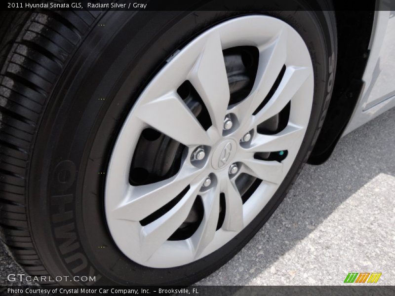 Radiant Silver / Gray 2011 Hyundai Sonata GLS