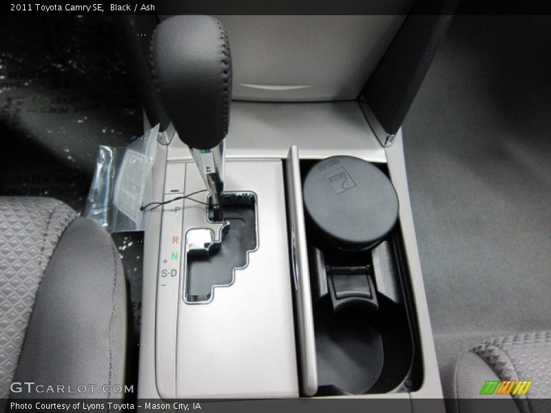 Black / Ash 2011 Toyota Camry SE