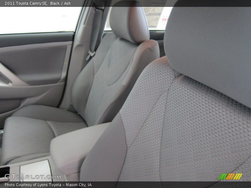 Black / Ash 2011 Toyota Camry SE