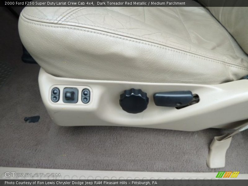 Dark Toreador Red Metallic / Medium Parchment 2000 Ford F250 Super Duty Lariat Crew Cab 4x4