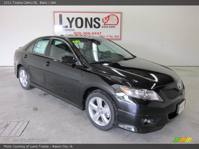 Black / Ash 2011 Toyota Camry SE