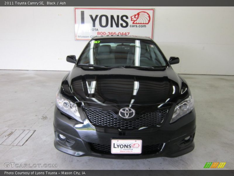 Black / Ash 2011 Toyota Camry SE