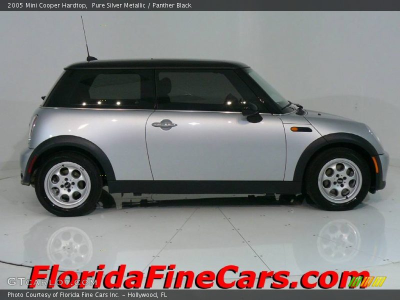Pure Silver Metallic / Panther Black 2005 Mini Cooper Hardtop