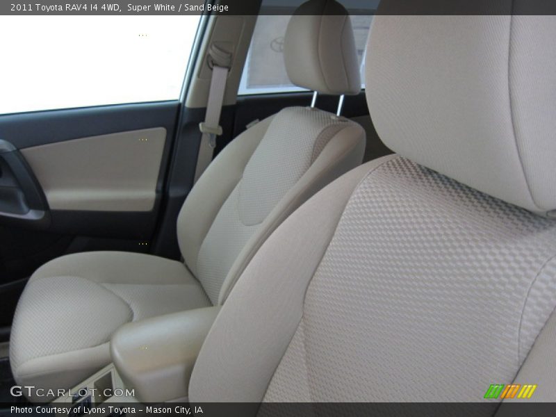 Super White / Sand Beige 2011 Toyota RAV4 I4 4WD