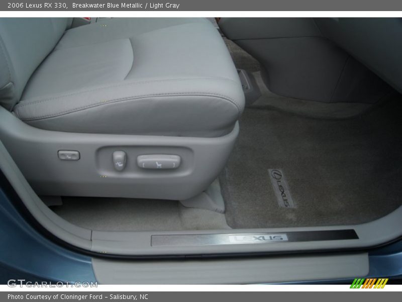 Breakwater Blue Metallic / Light Gray 2006 Lexus RX 330