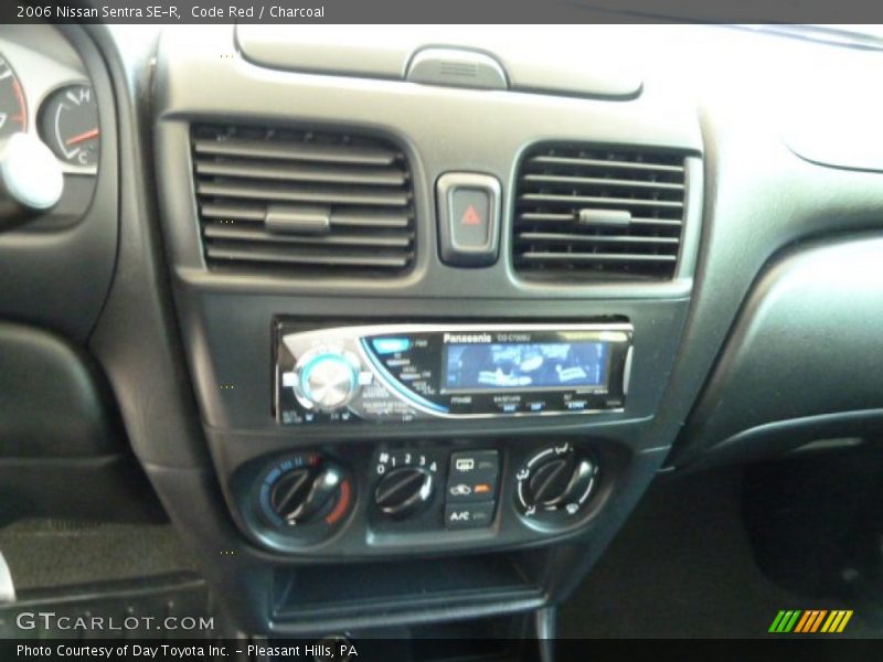 Code Red / Charcoal 2006 Nissan Sentra SE-R