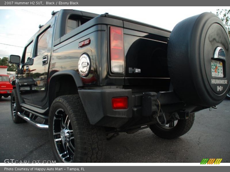 Black / Ebony Black 2007 Hummer H2 SUT