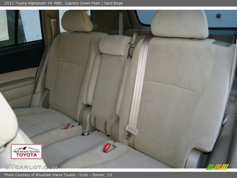 Cypress Green Pearl / Sand Beige 2011 Toyota Highlander V6 4WD