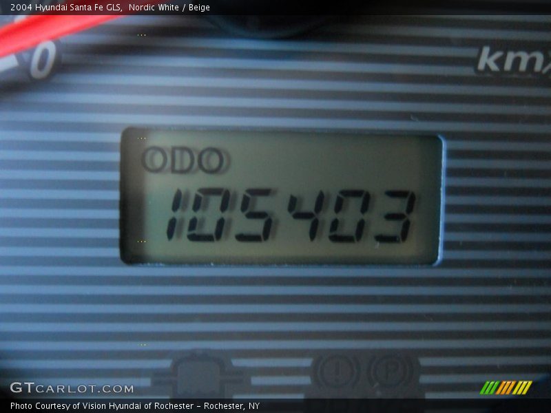 Nordic White / Beige 2004 Hyundai Santa Fe GLS
