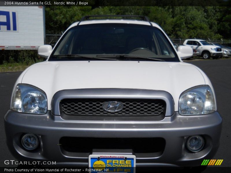 Nordic White / Beige 2004 Hyundai Santa Fe GLS