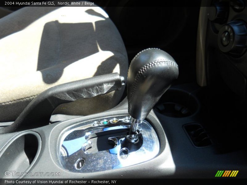 Nordic White / Beige 2004 Hyundai Santa Fe GLS