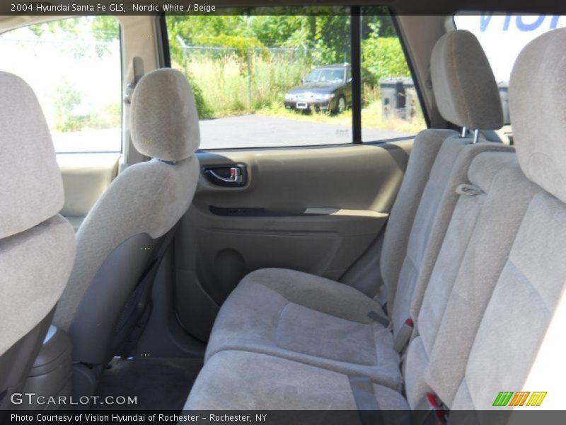 Nordic White / Beige 2004 Hyundai Santa Fe GLS