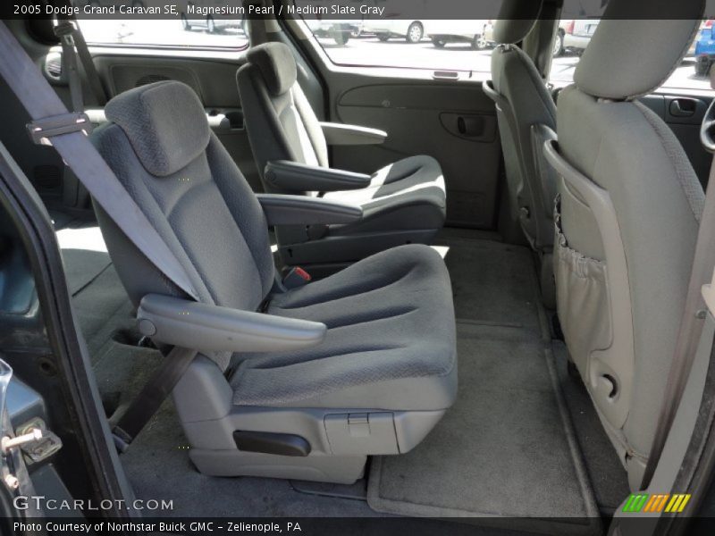 Magnesium Pearl / Medium Slate Gray 2005 Dodge Grand Caravan SE