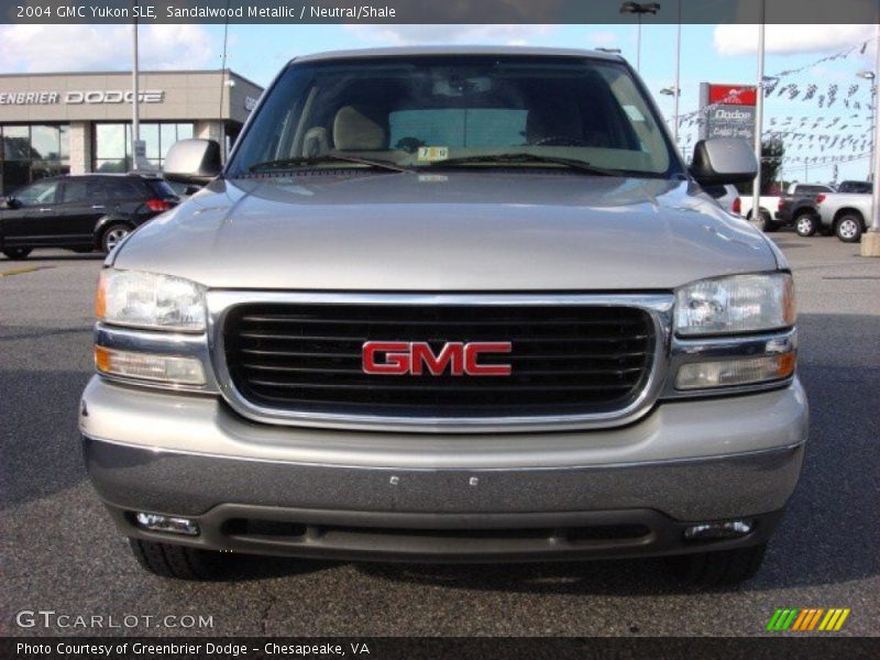 Sandalwood Metallic / Neutral/Shale 2004 GMC Yukon SLE