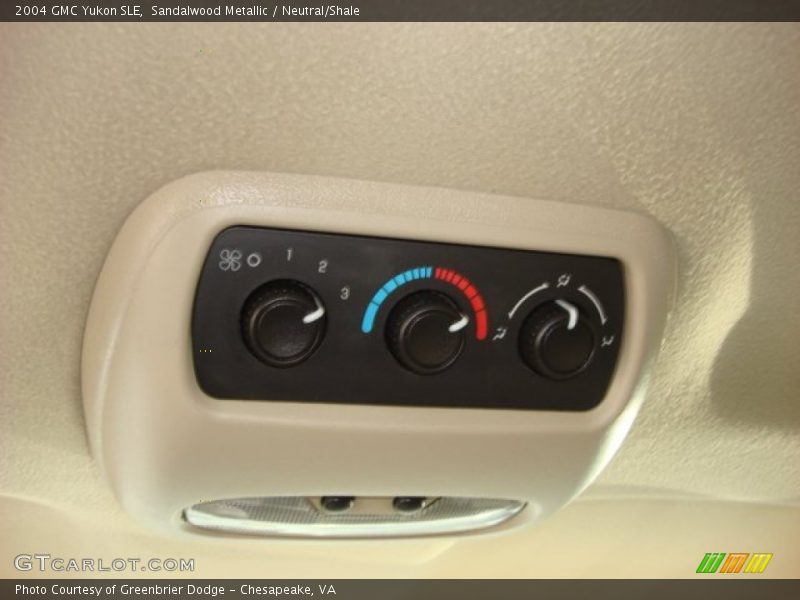 Sandalwood Metallic / Neutral/Shale 2004 GMC Yukon SLE