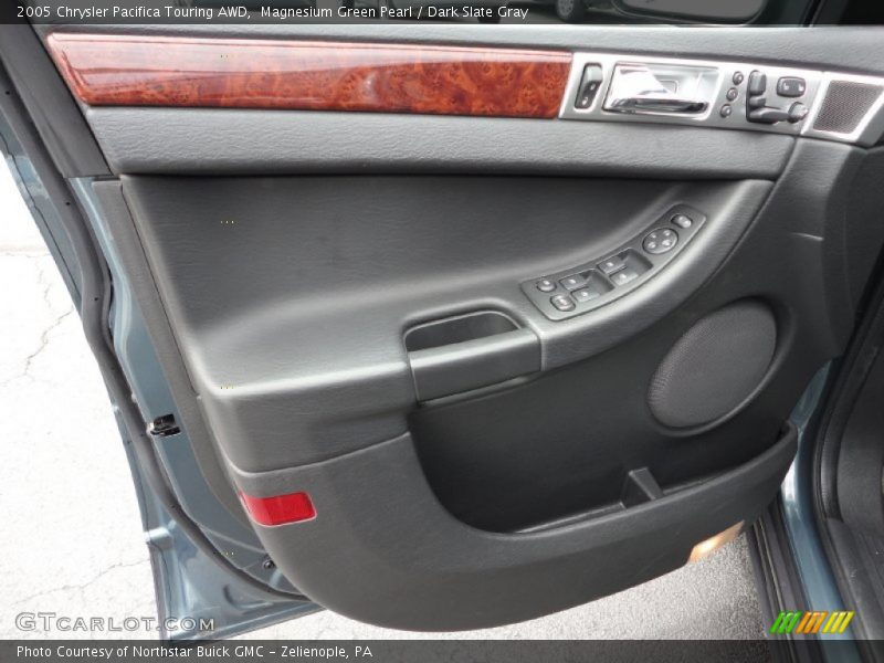 Magnesium Green Pearl / Dark Slate Gray 2005 Chrysler Pacifica Touring AWD