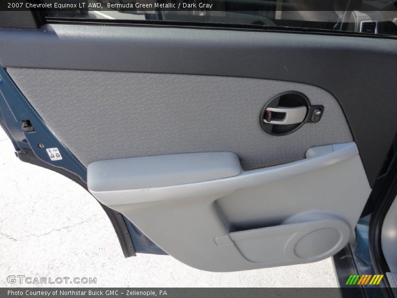 Bermuda Green Metallic / Dark Gray 2007 Chevrolet Equinox LT AWD