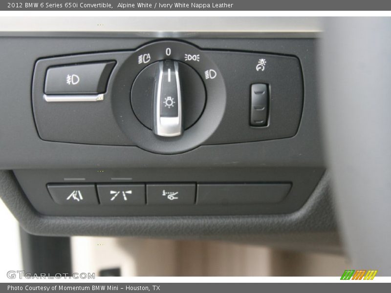 Controls of 2012 6 Series 650i Convertible