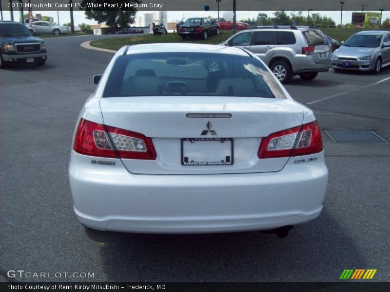 White Pearl / Medium Gray 2011 Mitsubishi Galant ES